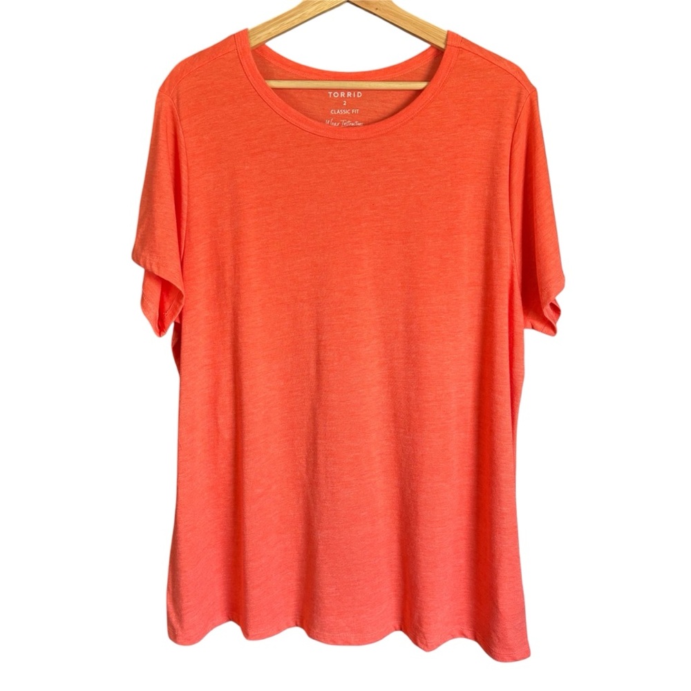 🆕🆕Torrid Vibrant Orange Short Sleeve Tee